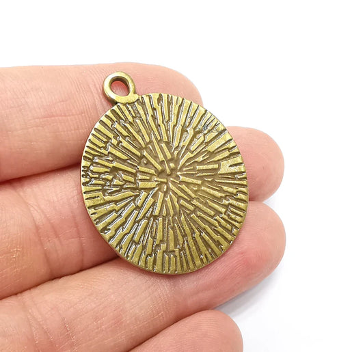 Bronze Pendant, Bronze Charms, Earring Charms, Dangle Pendant, Locket Pendant, Necklace Pendant, Antique Bronze Plated Metal 39x33mm G35394