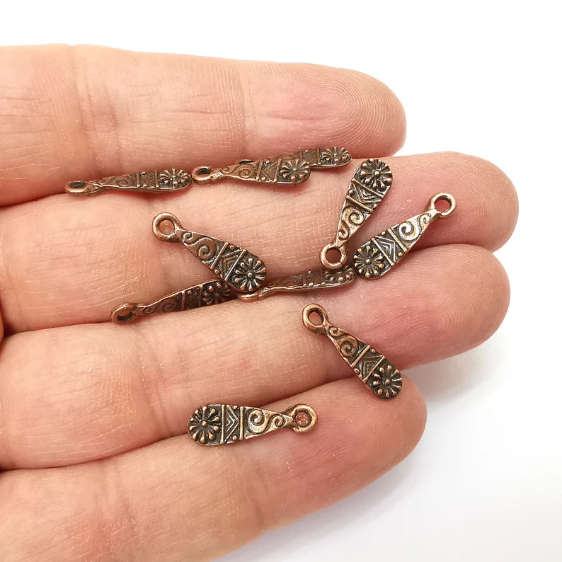10 Flower Drop Charms, Small Charms, Earring Charms, Copper Pendant, Necklace Pendant, Antique Copper Plated Metal 18x6mm G35536