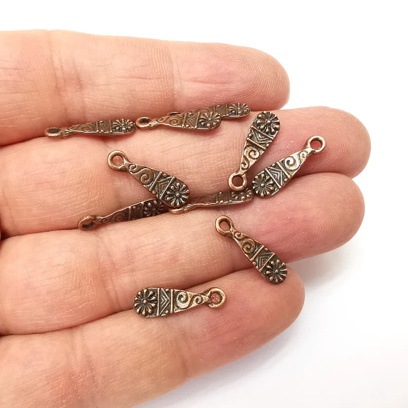 10 Flower Drop Charms, Small Charms, Earring Charms, Copper Pendant, Necklace Pendant, Antique Copper Plated Metal 18x6mm G35536