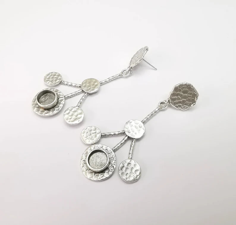 Hammered Earring Blank, Earring Dangle Base, Ear Settings Resin Bezel, Cabochon Mounting, Antique Silver Plated Brass (8mm blanks) G35436