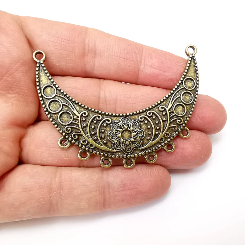 Flower Connector, Necklace Parts, Collar Jewelry Parts, Pendant Component, Antique Bronze Finding, Antique Bronze Plated (66x47mm) G35541