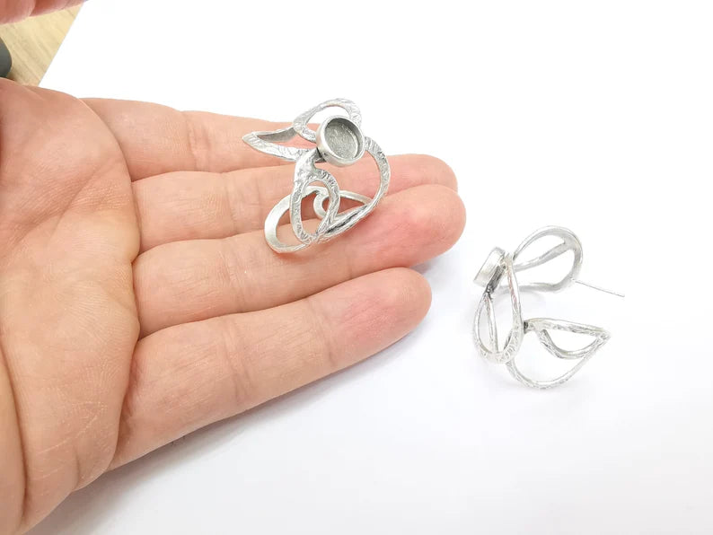 Earring Stud Base, Organic Shape Earring Blank, Ear Settings Resin Bezel, Cabochon Mounting, Antique Silver Plated Brass (8mm blanks) G35439