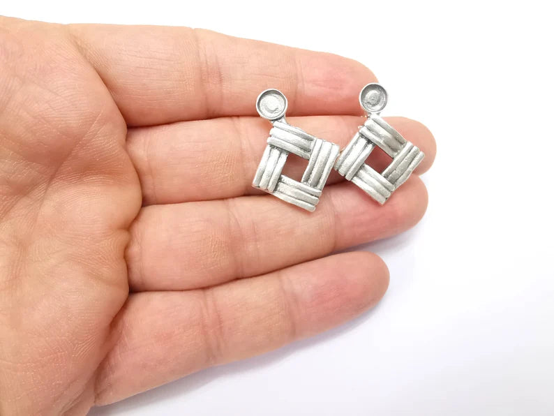 Striped Square Earring Base, Earring Blank, Ear Setting Resin Bezel, Cabochon Mounting, Antique Silver Plated Brass (6mm blanks) G35441
