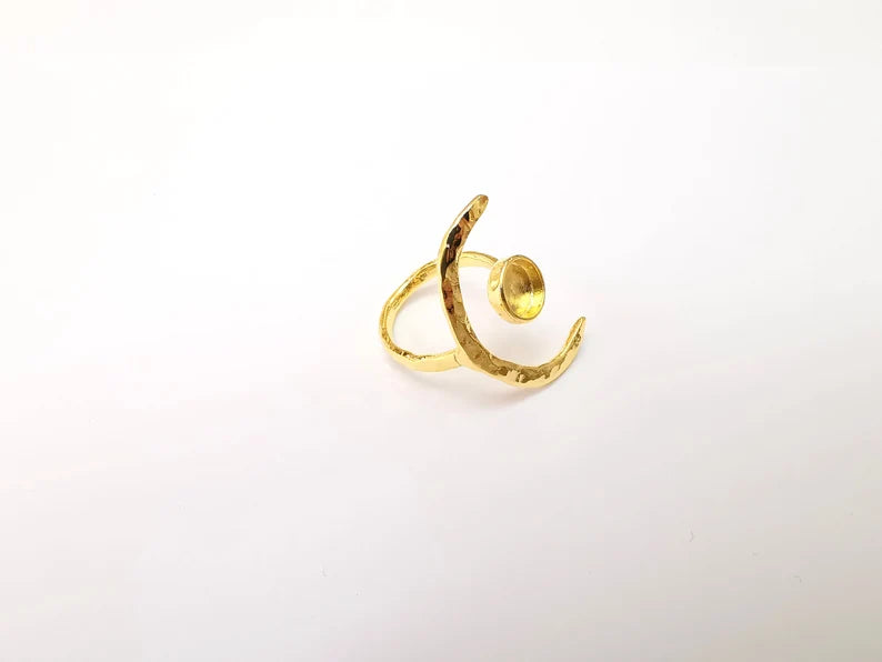 Gold Ring Crescent Setting, Moon Ring Blank, Resin Bezel, Celestial Ring Mounting, Epoxy Frame, Adjustable Antique Gold Plated 8mm G35568
