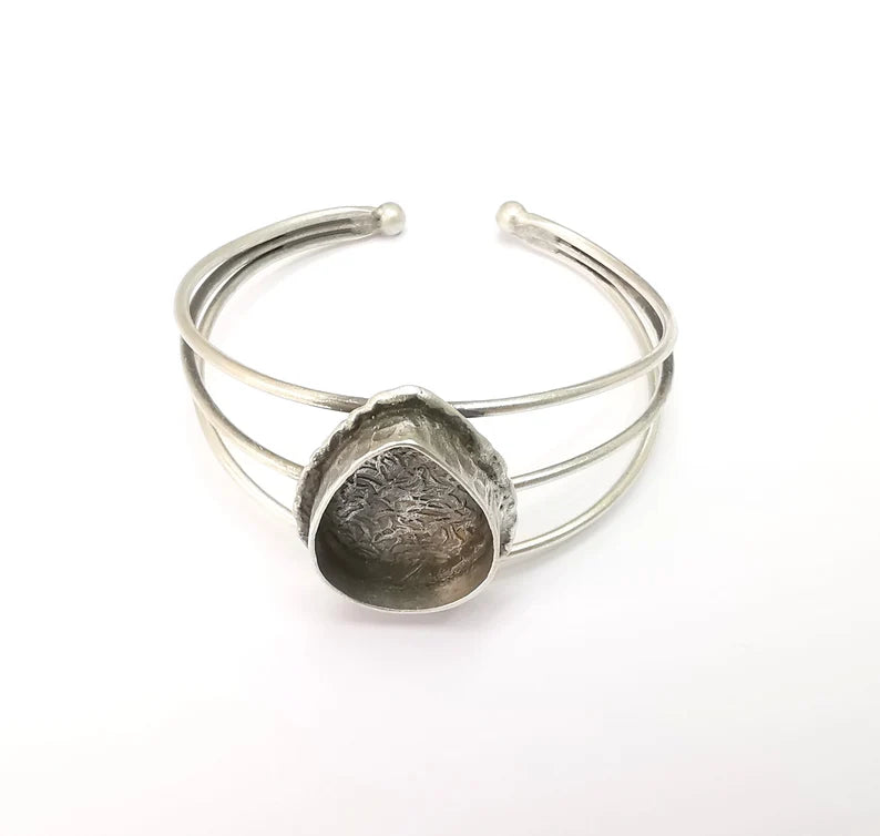 Silver Bracelet Blank, Silver Cuff, Bangle Bezel, Resin Base, Wristband Cabochon Base, Adjustable Antique Silver Brass 25x18mm G35443