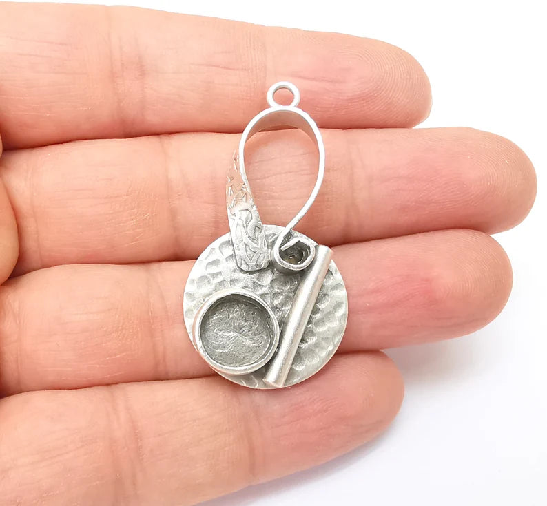 Silver Pendant Blank, Cabochon Bezel, Locket Pendant Base, inlay Mountings, Resin Necklace, Antique Silver Plated Brass (8mm blank) G35544