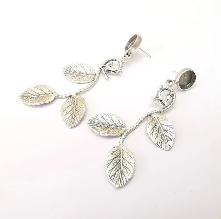 Leafy Earring Base, Leaf Earring Blank, Ear Settings Bezel, Resin Blank, Cabochon Mounting, Antique Silver Plated Brass (10mm blanks) G35565