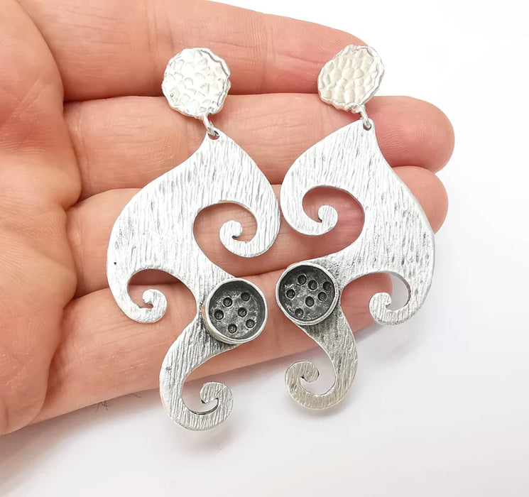 Wave Earring Base, Leaf Earring Blank, Ear Settings Bezel, Resin Blank, Cabochon Mounting, Antique Silver Plated Brass (10mm blanks) G35566