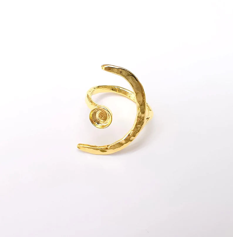 Gold Ring Crescent Setting, Moon Ring Blank, Resin Bezel, Celestial Ring Mounting, Epoxy Frame, Adjustable Antique Gold Plated 6mm G35543