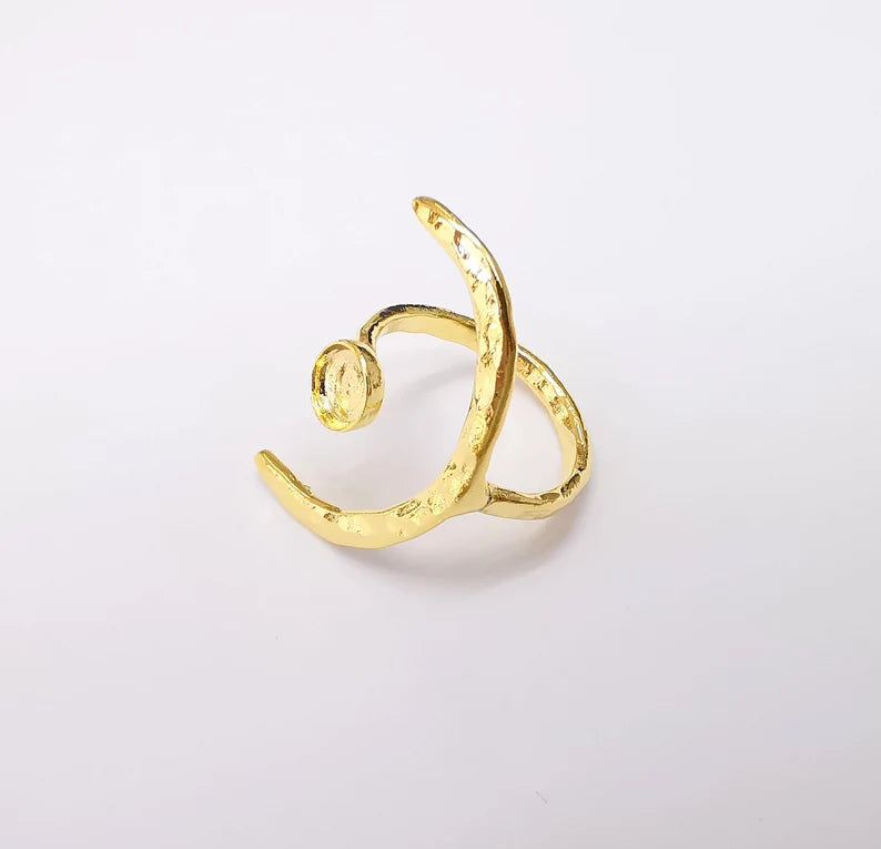 Gold Ring Crescent Setting, Moon Ring Blank, Resin Bezel, Celestial Ring Mounting, Epoxy Frame, Adjustable Antique Gold Plated 6mm G35543