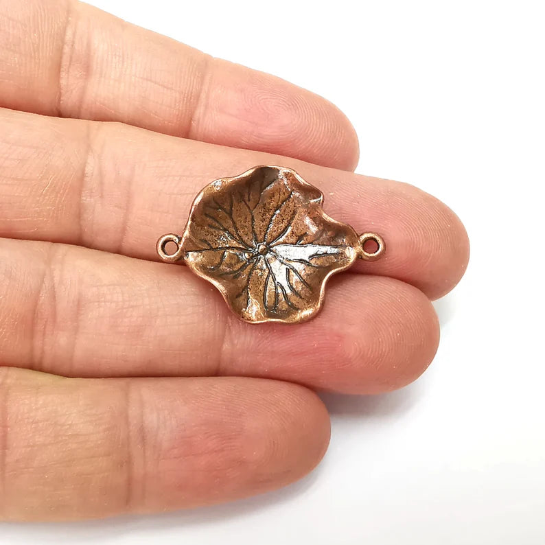 2 Copper Leaf Connector, Jewelry Parts, Copper Bracelet Component, Antique Copper Finding, Antique Copper Plated Metal (31x22mm) G35569
