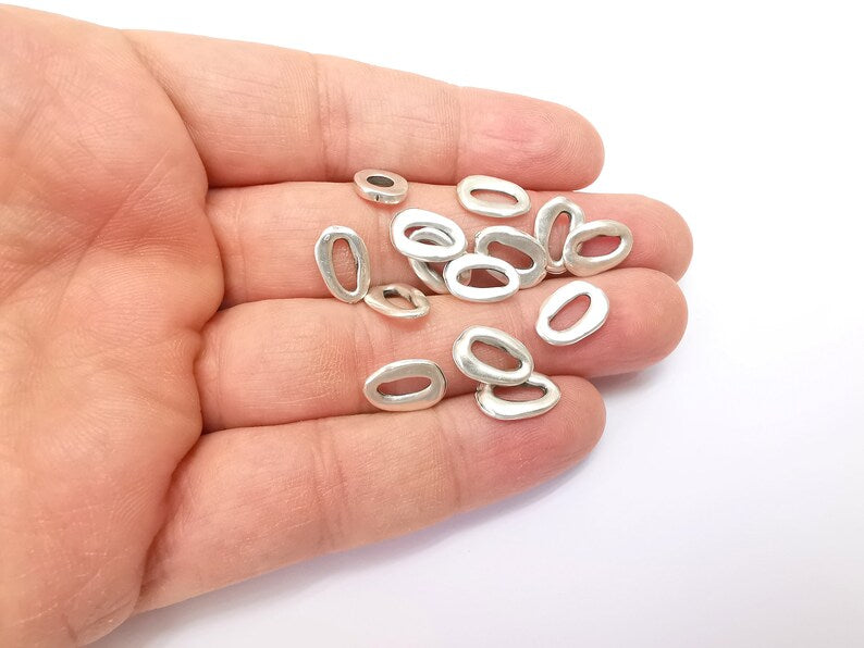 10 Organic Textured Connector, Oval Jewelry Parts, Silver Bracelet Component, Antique Silver Plated Metal Findings (13x8mm) G35485