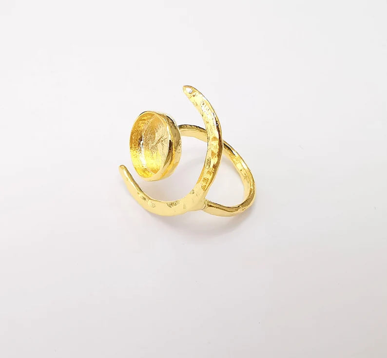 Gold Ring Crescent Setting, Moon Ring Blank, Resin Bezel, Celestial Ring Mounting, Epoxy Frame, Adjustable Antique Gold Plated 12mm G35588