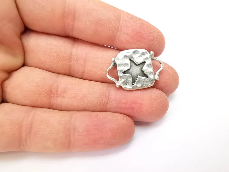 2 Silver Star Connector, Silver Jewelry Parts, Silver Bracelet Component, Antique Silver Finding, Antique Silver Plated Metal (28x19mm) G35498