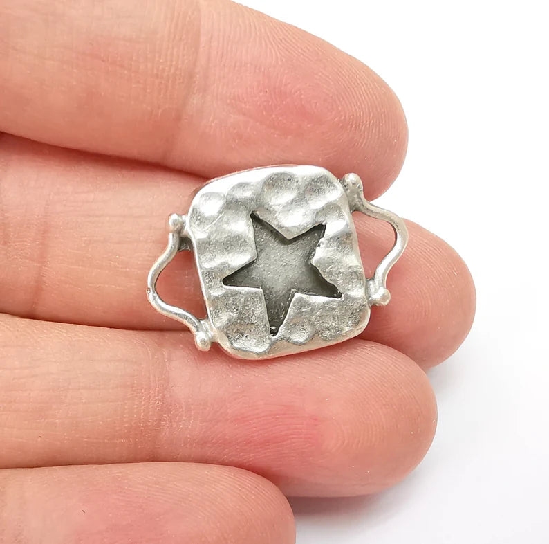 2 Silver Star Connector, Silver Jewelry Parts, Silver Bracelet Component, Antique Silver Finding, Antique Silver Plated Metal (28x19mm) G35498