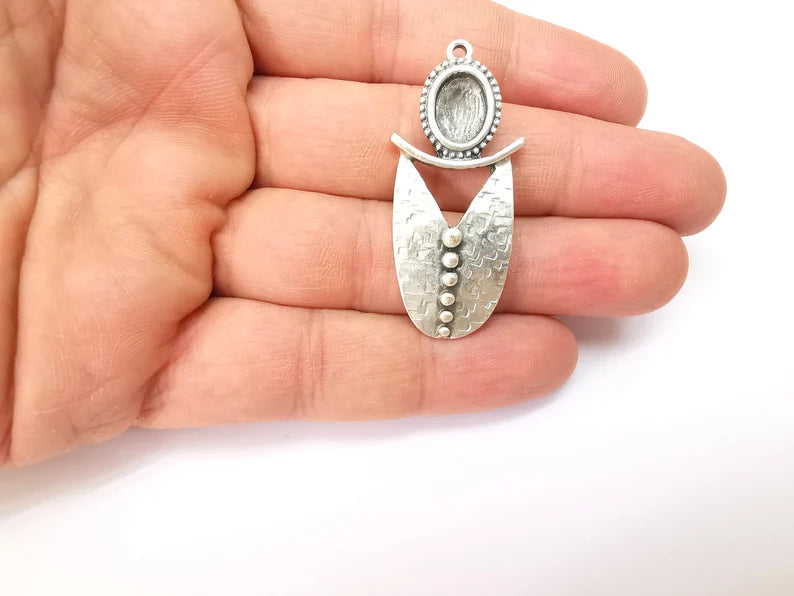 Silver Rustic Charms, Hammered Boho Charm, Ethnic Charm, Earring Charm, Silver Pendant, Necklace Parts, Antique Silver Plated 47x21mm G35512