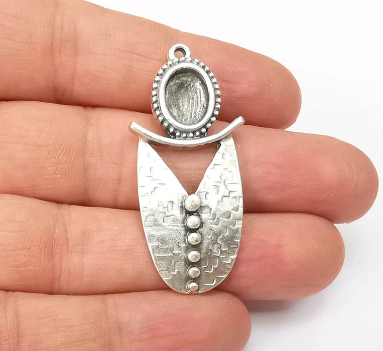 Silver Rustic Charms, Hammered Boho Charm, Ethnic Charm, Earring Charm, Silver Pendant, Necklace Parts, Antique Silver Plated 47x21mm G35512