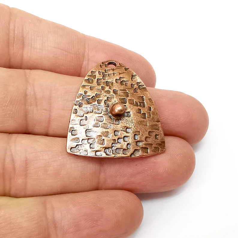 Copper Dangle Charms, Hammered Boho Charm, Rustic Charm, Earring Charm, Copper Pendant, Necklace Parts, Antique Copper Plated 31x28mm G35592