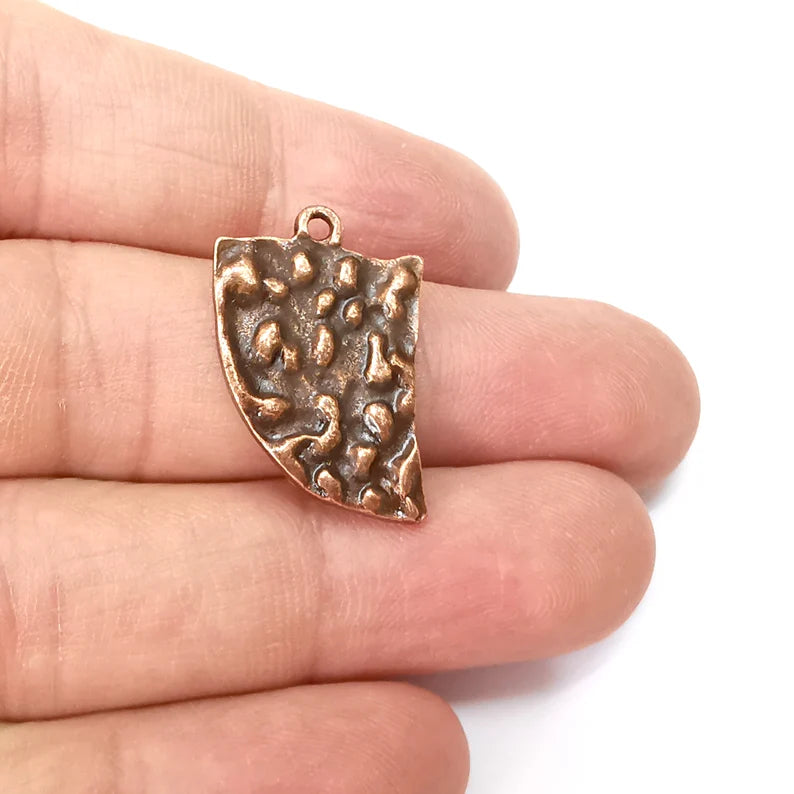 5 Copper Charms, Baroque Charms, Ethnic Earring Charms, Copper Rustic Pendant, Necklace Parts, Antique Copper Plated 26x17mm G35520
