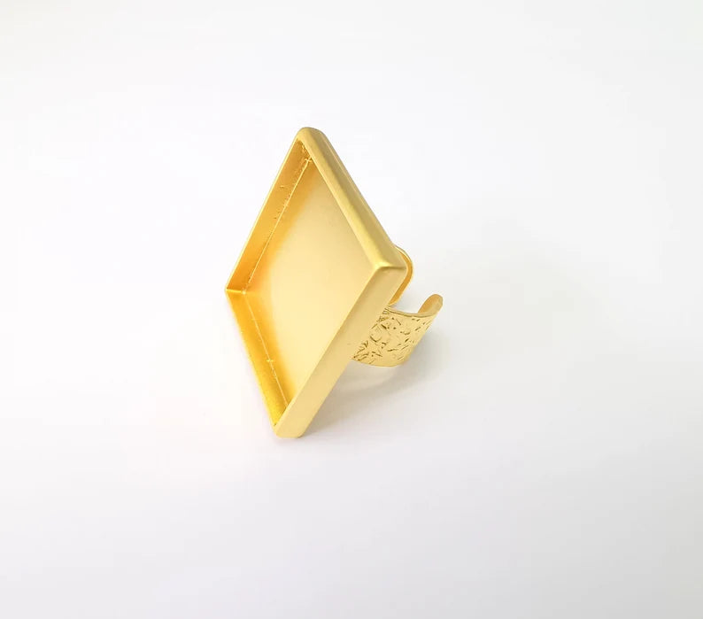 Gold Ring Blank Setting, Cabochon Blank, Resin Bezel, Square Ring Mounting, Epoxy Frame Base, Adjustable Gold Plated 30x30mm G35621