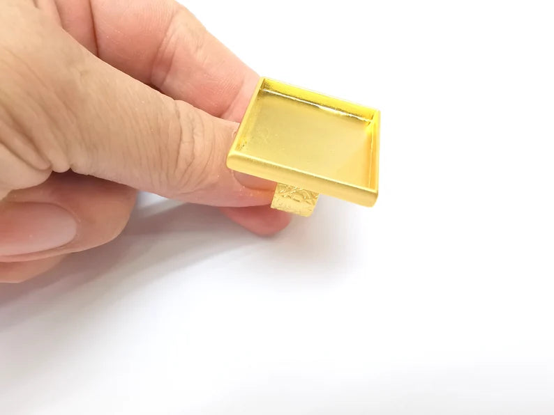 Gold Ring Blank Setting, Cabochon Blank, Resin Bezel, Square Ring Mounting, Epoxy Frame Base, Adjustable Gold Plated 30x30mm G35621