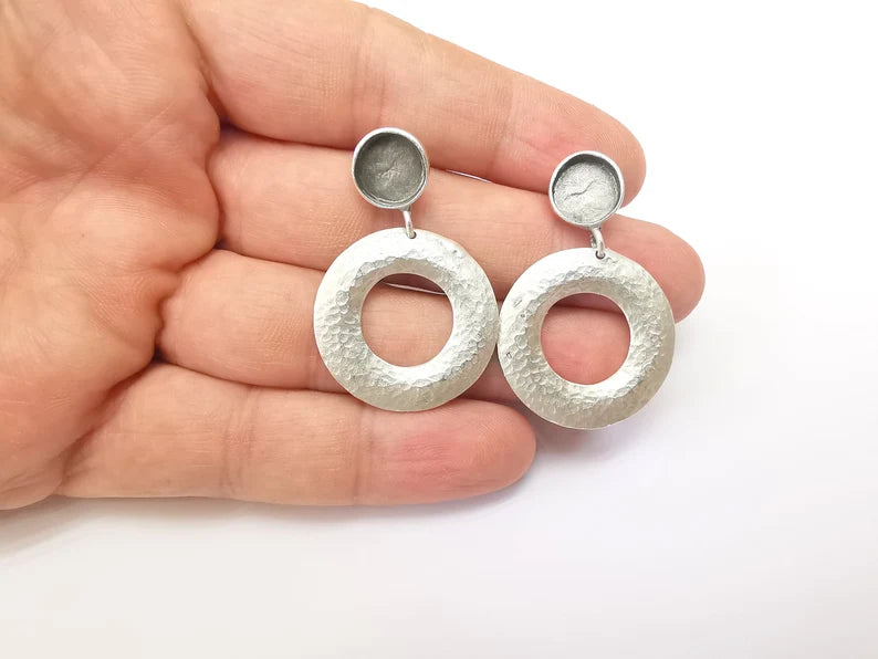 Circled Earring Base, Dangle Resin Earring Blank, Ear Settings Bezel, Cabochon Mountings, Antique Silver Plated Brass (10mm blanks) G35617