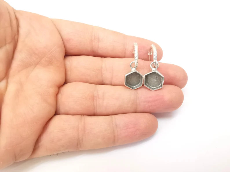 Earring Stud Base, HexagonEarring Blank, Ear Settings Resin Bezel, Cabochon Mounting, Antique Silver Plated Brass (10mm blanks) G35623
