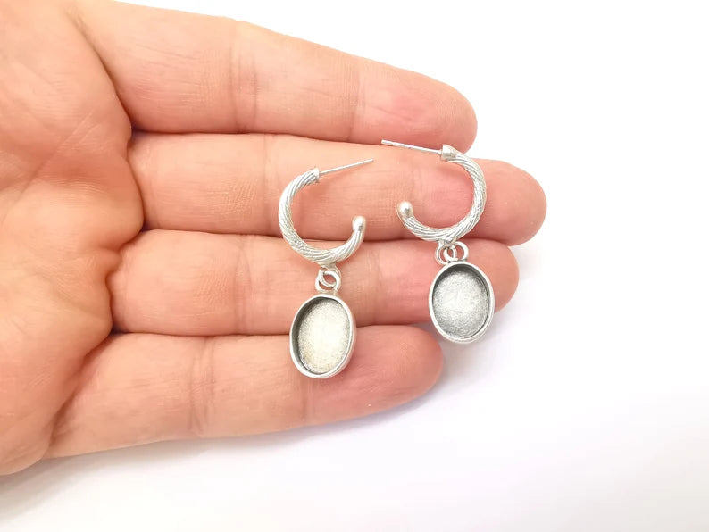 Earring Stud Base, Oval Earring Blank, Ear Settings Resin Bezel, Cabochon Mounting, Antique Silver Plated Brass (13x10mm blanks) G35626