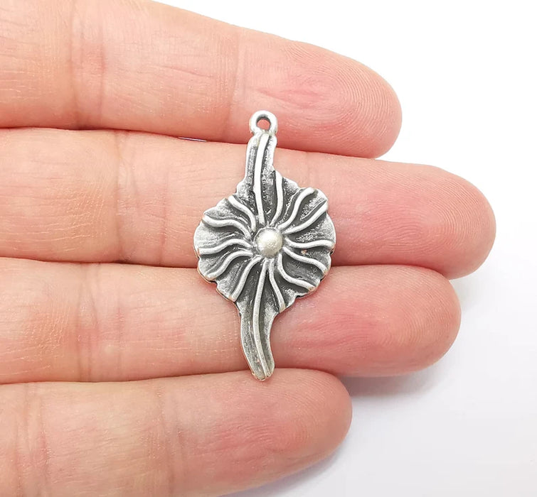 Silver Dangle Charms, Boho Charm, Rustic Charm, Earring Charm, Silver Pendant, Necklace Parts, Antique Silver Plated 37x20mm G35642