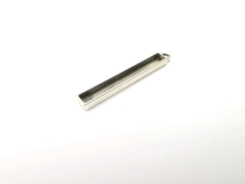 Long Rectangle Blank, Resin Kit, Charm Frame, Pendant Bezel, Earring Base, Cabochon inlay Mountings, Antique Silver Plated 49x5mm G35643