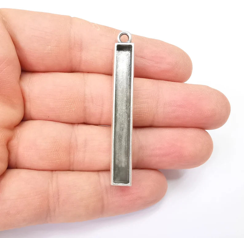 Long Rectangle Blank, Resin Kit, Charm Frame, Pendant Bezel, Earring Base, Cabochon inlay Mountings, Antique Silver Plated 49x5mm G35643