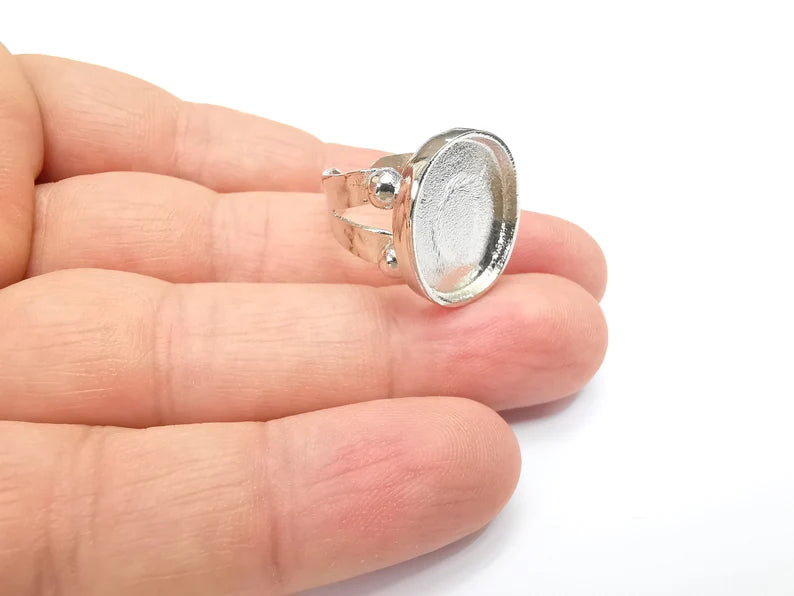 Shiny Silver Oval Ring Setting, Cabochon Blank, Resin Bezel, Ring Mounting, Epoxy Frame Base, Adjustable Rhodium Plated Brass 18x15mm G35644