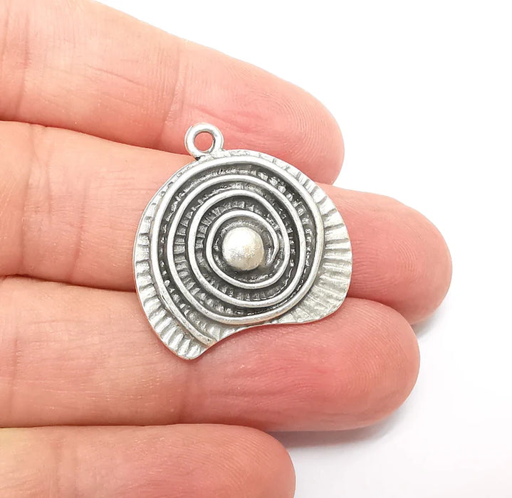 Silver Charms, Boho Charms, Earring Charms, Silver Pendant, Ethnic Rustic Charms, Necklace Parts, Antique Silver Plated 27x27mm G35659