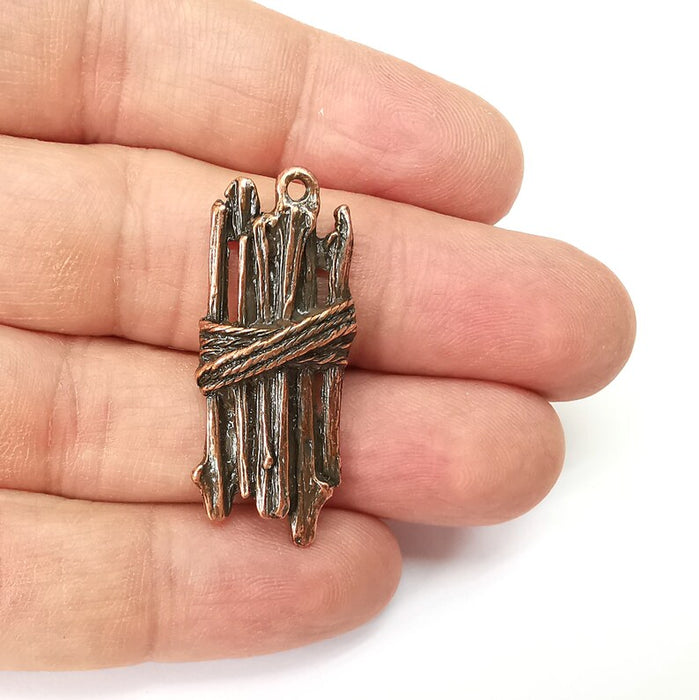 Copper Dangle Charms, Knot Charms, Rustic Charms, Earring Charms, Copper Pendant, Necklace Parts, Antique Copper Plated 38x16mm G35531