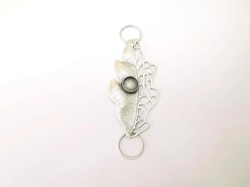 Large Leaf Collar Pendant Connector, Cabochon Blank, Locket Pendant Base, Resin Necklace, Antique Silver Plated Brass 131x48mm G35678