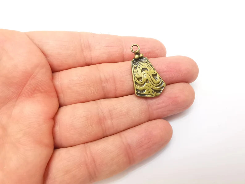 2 Bronze Dangle Charms, Hammered Boho Charm, Rustic Charm, Earring Charm, Bronze Pendant, Necklace Parts, Antique Bronze Plated 30x17mm G35684