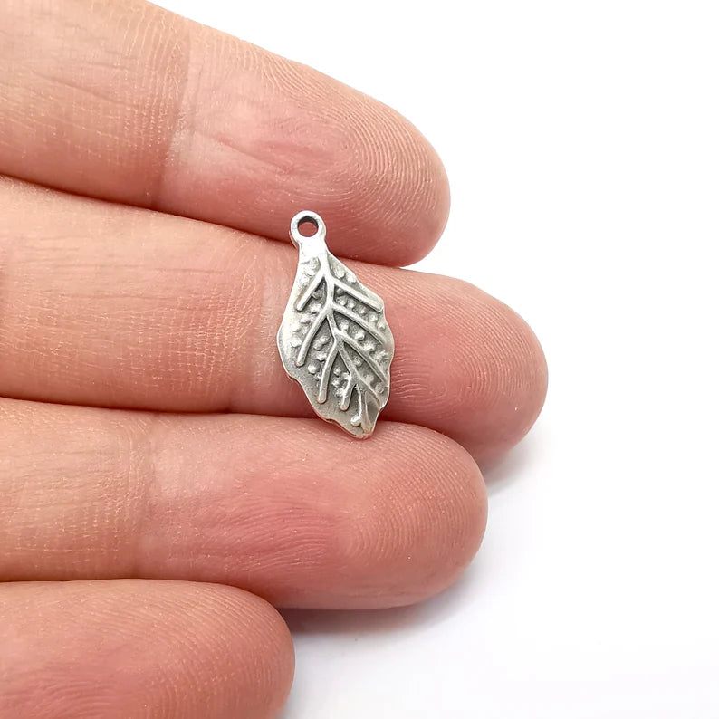 10 Silver Leaf Charms, Dangle Charms, Nature Earring Charms, Silver Rustic Pendant, Necklace Parts, Antique Silver Plated 20x10mm G35691