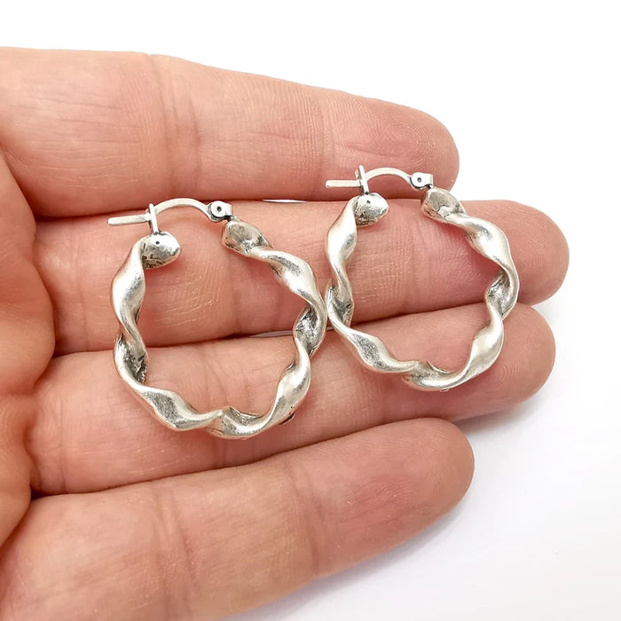 Silver Twisted Earring , Wrapped Hoop Earrings, Antique Silver Plated Earring, Findings (28mm) G35538