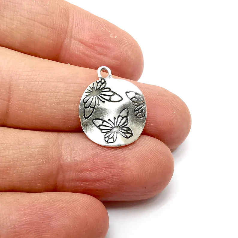 5 Butterfly Charms, Curvy Disc Charm, Round Charm, Earring Charm, Silver Pendant, Necklace Parts, Antique Silver Plated 21x17mm G35700