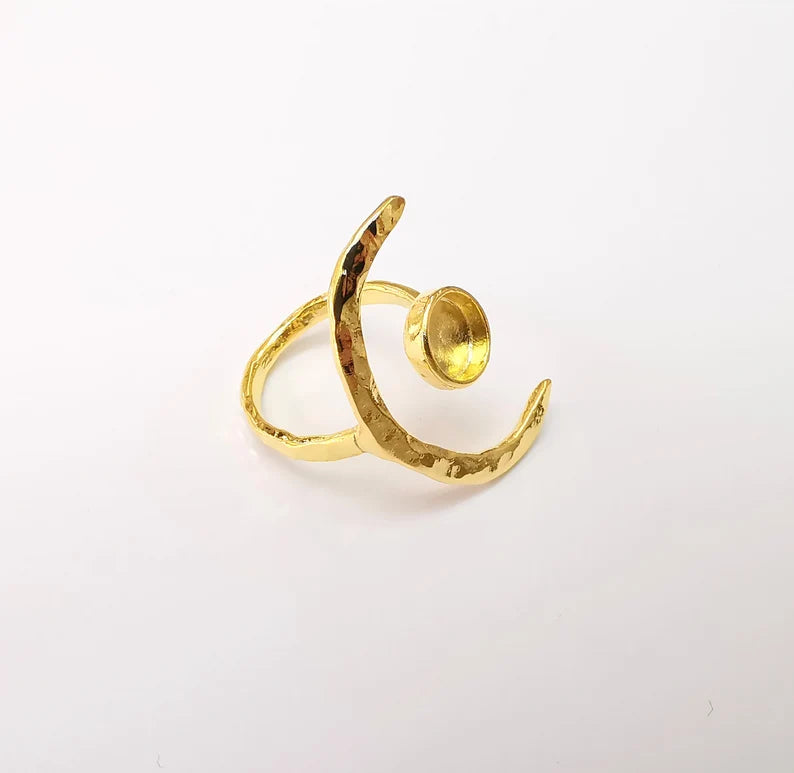 Gold Ring Crescent Setting, Moon Ring Blank, Resin Bezel, Celestial Ring Mounting, Epoxy Frame, Adjustable Antique Gold Plated 8mm G35568