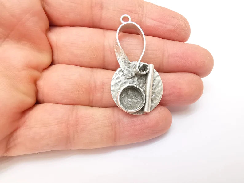 Silver Pendant Blank, Cabochon Bezel, Locket Pendant Base, inlay Mountings, Resin Necklace, Antique Silver Plated Brass (8mm blank) G35544