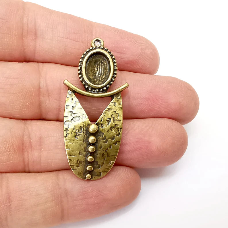 Bronze Rustic Charms, Hammered Boho Charm, Ethnic Charm, Earring Charm, Bronze Pendant, Necklace Parts, Antique Bronze Plated 47x21mm G35553