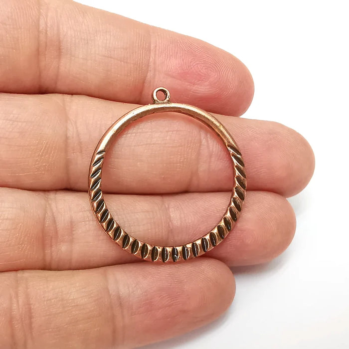 2 Copper Ribbed Hoop Charms , Round Charms , Boho Charm, Earring Charm, Copper Charms , Necklace Parts, Antique Copper Plated 36x33mm G35557