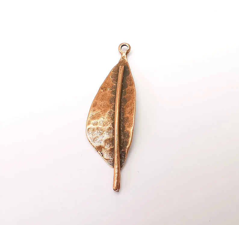 Copper Dangle Charms, Hammered Boho Charm, Rustic Charm, Earring Charm, Copper Pendant, Necklace Parts, Antique Copper Plated 60x17mm G35703