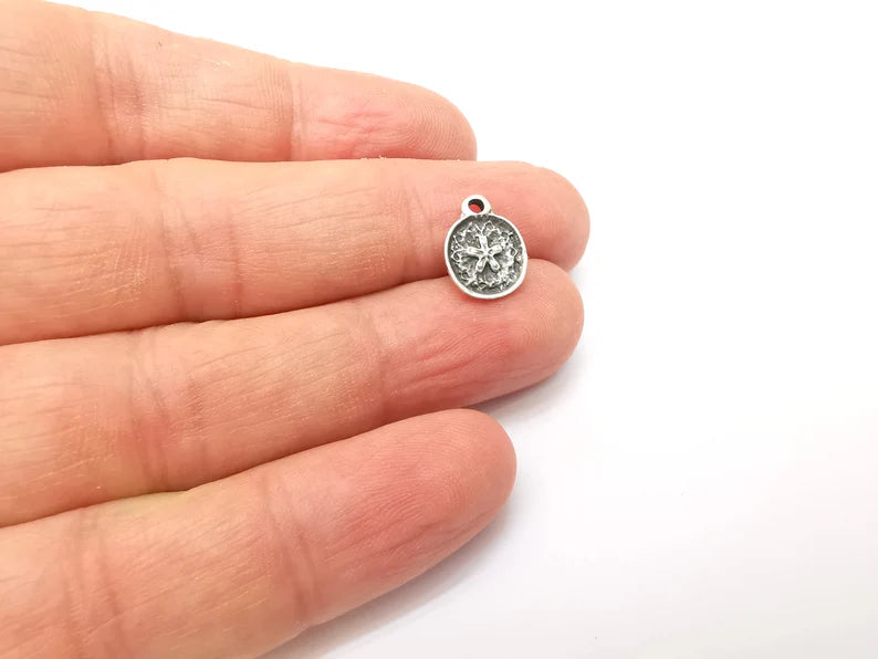 5 Silver Dangle Charms, Boho Charms, Rustic Charms, Earring Charms, Silver Pendant, Necklace Parts, Antique Silver Plated 13x10mm G35706