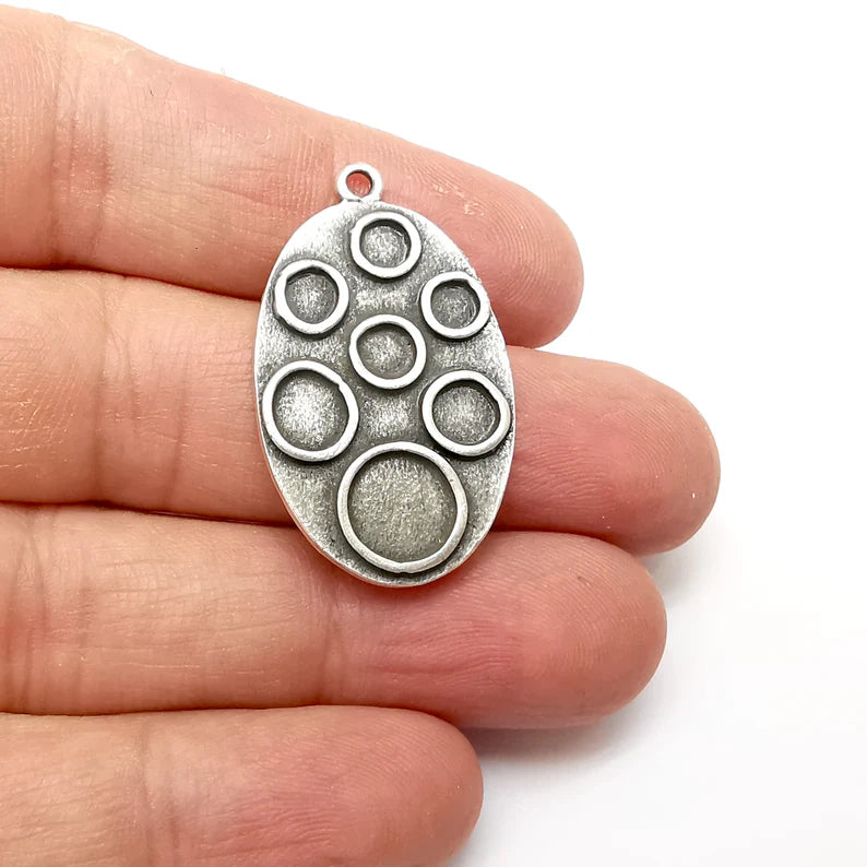 Silver Oval Dangle Charms Blank, Earring Charms Base, Cabochon Bezel, inlay Mounting, Resin Necklace, Antique Silver Plated 37x22mm G35715