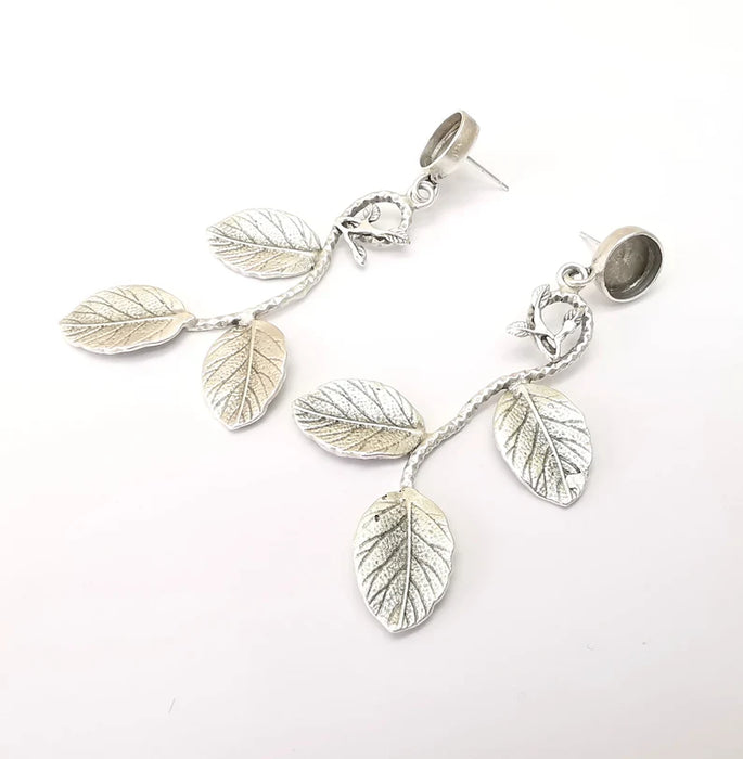 Leafy Earring Base, Leaf Earring Blank, Ear Settings Bezel, Resin Blank, Cabochon Mounting, Antique Silver Plated Brass (10mm blanks) G35565