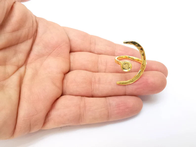 Gold Ring Crescent Setting, Moon Ring Blank, Resin Bezel, Celestial Ring Mounting, Epoxy Frame, Adjustable Antique Gold Plated 6mm G35543