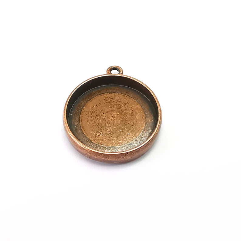 2 Round Copper Pendant Blank, Cabochon Bezel, Locket Pendant Base, inlay Mountings, Resin Necklace, Antique Copper Plated (21mm blank) G35760