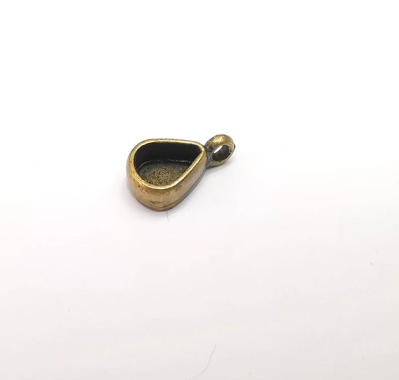 5 Drop Pendant Blanks, Resin Bezel Bases, Mosaic Mountings, Dry flower Frame, Polymer Clay base, Antique Bronze Plated (8x6mm) G35766
